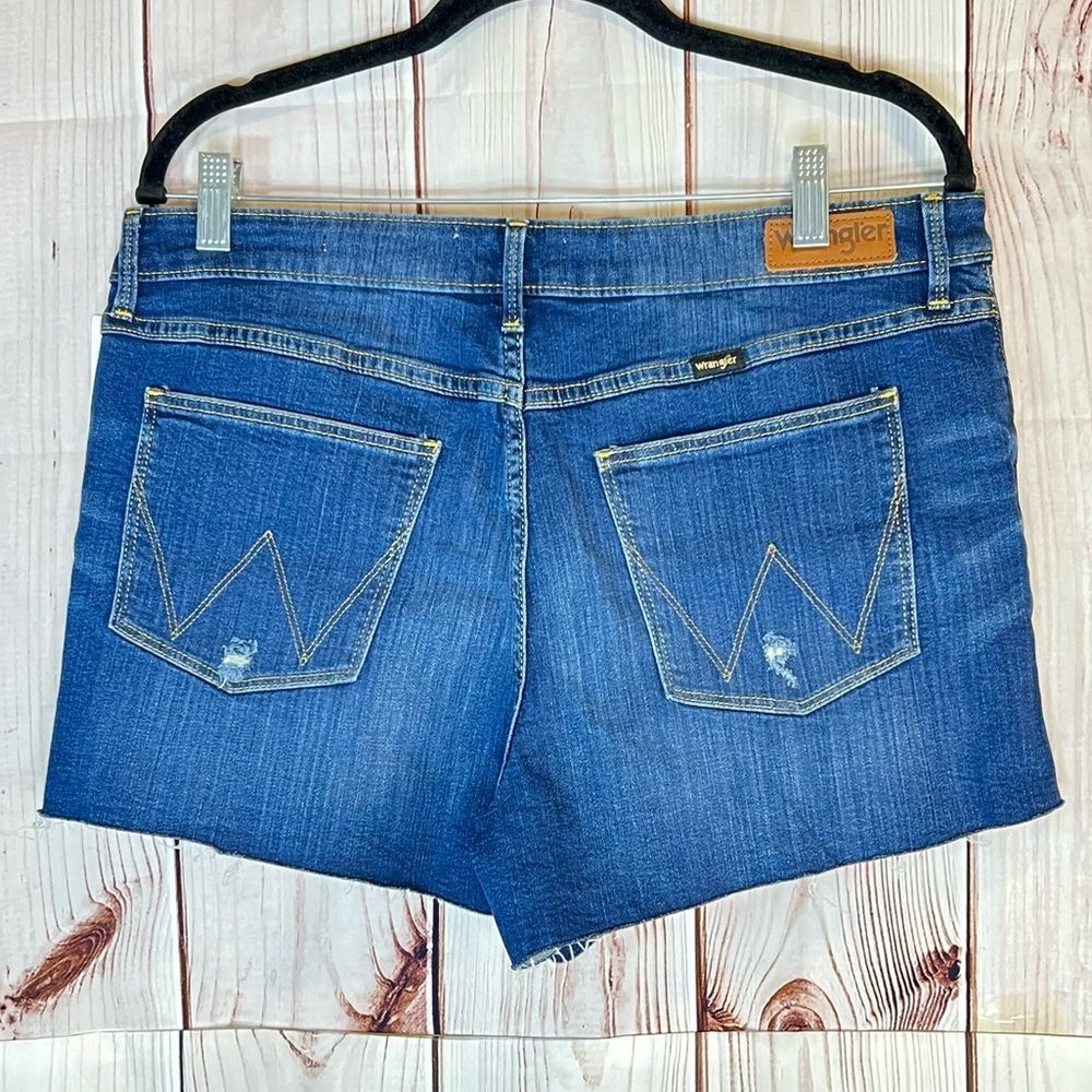 Wrangler Women's High-Rise Vintage Cutoff Distressed Jean Shorts
